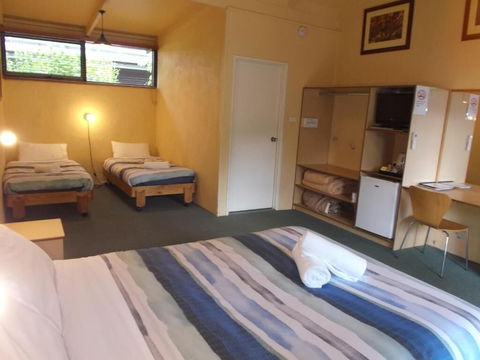 Harrietville Hotel Motel - Surfers Gold Coast 3