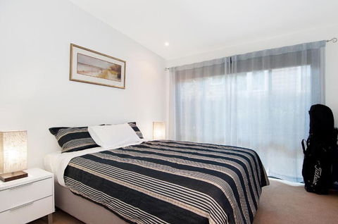Bridgewater Retreat - Surfers Gold Coast 1