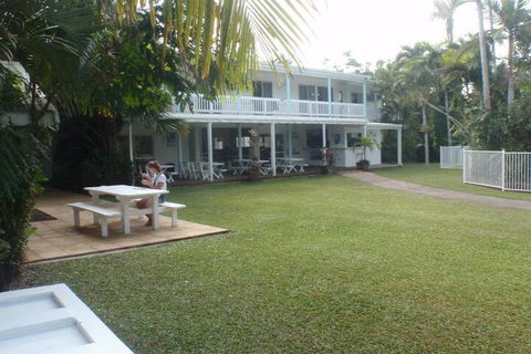 Absolute Backpackers Mission Beach - Surfers Gold Coast 0