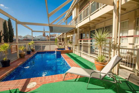 MAS Country Riverboat Lodge Motor Inn - Surfers Gold Coast 4