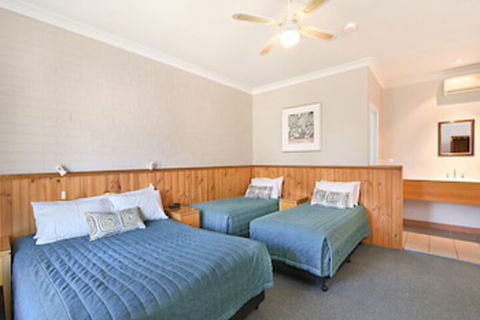 Catalina Motel Lake Macquarie - Surfers Gold Coast 4