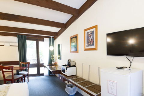 Blackheath Motor Inn - Surfers Gold Coast 4