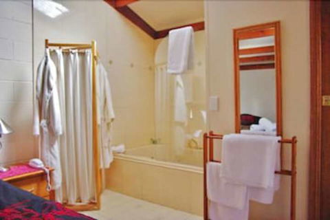 Blackheath Motor Inn - Surfers Gold Coast 5