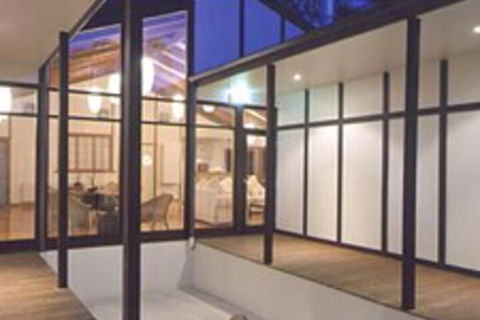 Shizuka Ryokan Japanese Country Spa & Wellness Retreat - Surfers Gold Coast 1