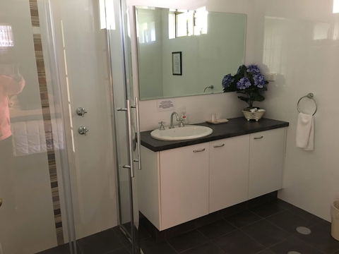 Armadale Cottage Bed & Breakfast - Surfers Gold Coast 4