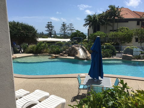 Endless Summer Resort - Surfers Gold Coast 4