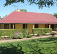Goat Square Cottages - Surfers Gold Coast