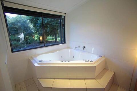 Crookneck Retreat - Surfers Gold Coast 4