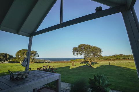 Bear Gully Coastal Cottages - Surfers Gold Coast 7