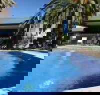 Golden Leaf Motor Inn - Surfers Gold Coast