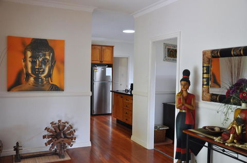 Nirvana At Montville - Surfers Gold Coast 3