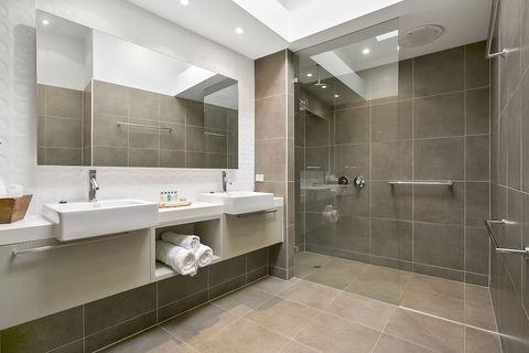 Georges Boutique Hotel And Culinary Retreat - Surfers Gold Coast 6