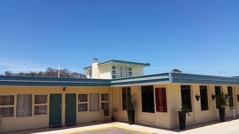 Ceduna East West Motel - Surfers Gold Coast 1