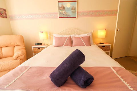 Bromyard Cottage - Surfers Gold Coast 6