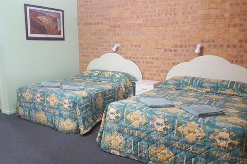 Tiaro Motor Inn - Surfers Gold Coast 5
