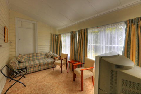 Acacia Bed & Breakfast - Surfers Gold Coast 7