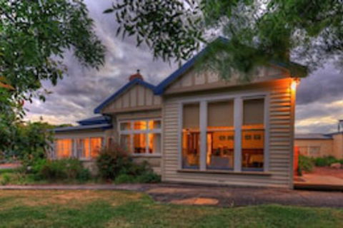 Acacia Bed & Breakfast - Surfers Gold Coast 0