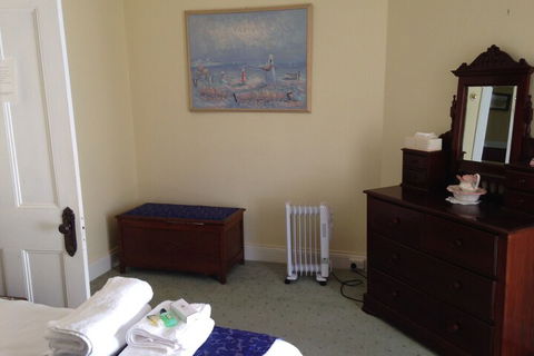 Acacia Bed & Breakfast - Surfers Gold Coast 2