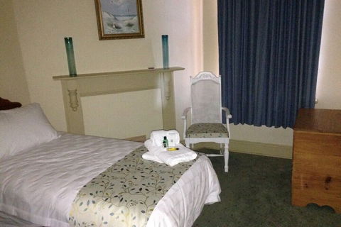 Acacia Bed & Breakfast - Surfers Gold Coast 6