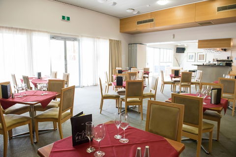 Capella Coach Inn - Surfers Gold Coast 5