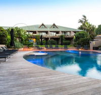 Beach Hotel Resort - Surfers Gold Coast