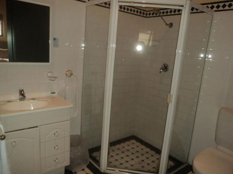 Hahndorf Motel - Surfers Gold Coast 5