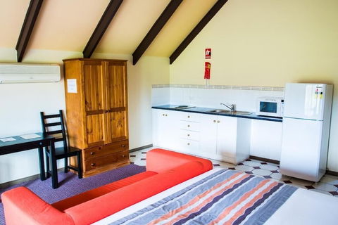 Hahndorf Motel - Surfers Gold Coast 6