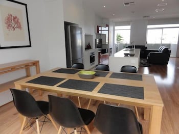 Ethelton Serviced Apartments - Surfers Gold Coast 5