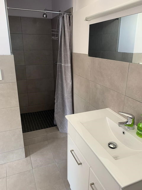 Mt Beauty Motor Inn - Surfers Gold Coast 5