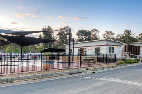 NRMA Echuca Holiday Park - Surfers Gold Coast 6