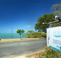 Whitsunday Waterfront Apartments - Surfers Gold Coast