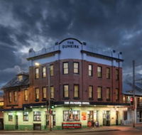 Dunkirk Hotel - Surfers Gold Coast