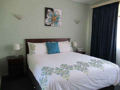 Kaniva Midway Motel - Surfers Gold Coast 6