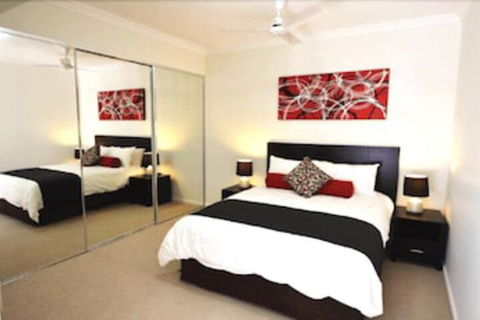 C2 Esplanade Serviced Apartments - Surfers Gold Coast 3