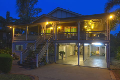 Driftwood Bed And Breakfast - Surfers Gold Coast 1