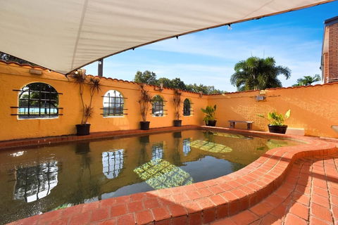 Adobe Motel - Surfers Gold Coast 5