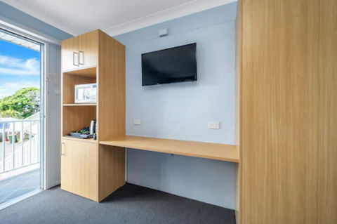 Kiama Motel 617 - Surfers Gold Coast 2