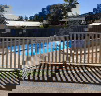 Golden Grain Motor Inn - Surfers Gold Coast