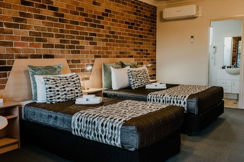 Inverell Terrace Motor Lodge - Surfers Gold Coast 6