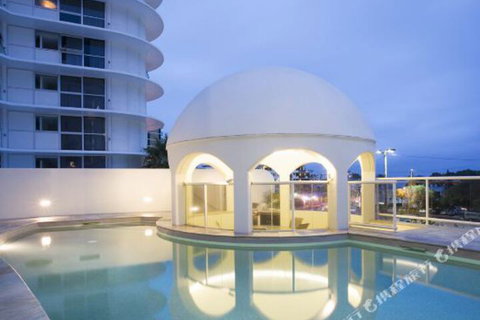 Zanzibar 802 - Surfers Gold Coast 6