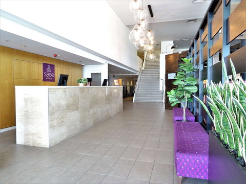 Sage Hotel Wollongong - Surfers Gold Coast 4