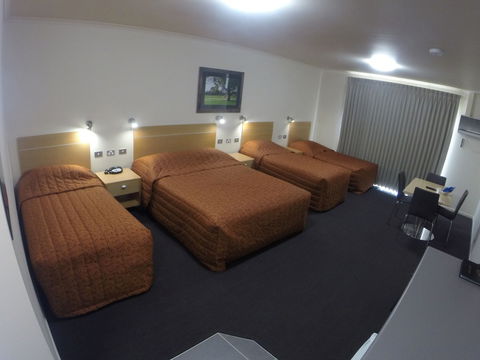 CluBarham Motel - Surfers Gold Coast 4