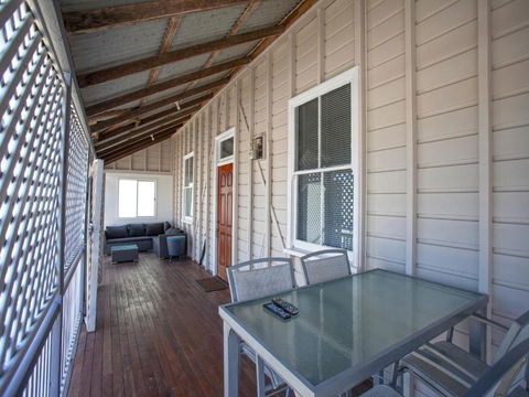 CBD Holiday Home - Surfers Gold Coast 6