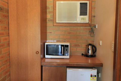 Quays Motel San Remo - Surfers Gold Coast 6