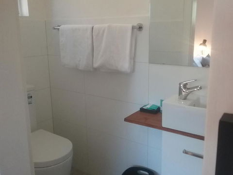 Narooma Golfers Lodge - Surfers Gold Coast 2