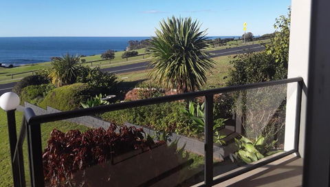 Narooma Golfers Lodge - Surfers Gold Coast 6