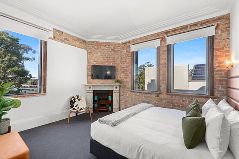 Grand Hotel Wyong - Surfers Gold Coast 6