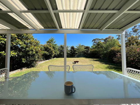 Hayes Beach House Jervis Bay Pet Friendly Award Winner Fireplace - Surfers Gold Coast 1