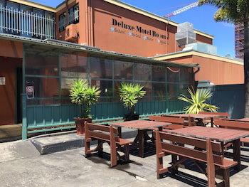 Harp Hotel - Surfers Gold Coast 6