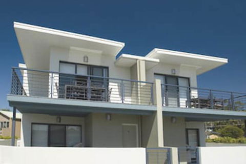 Mollymook Beachfront Executive Apartment - Surfers Gold Coast 3